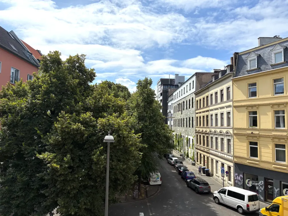 Luxuriöse 3-Zimmer Wohnung in Bestlage Südstadt