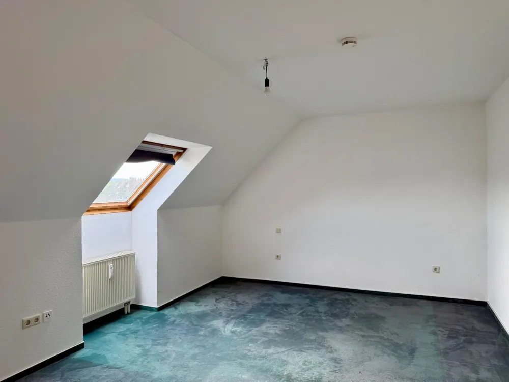Helle 100qm Wohnung mit Maisonette-Option & großem Balkon