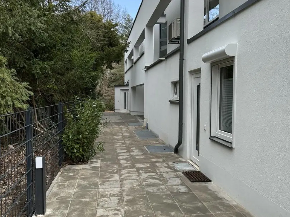 4-R. Erstbezug 190m², Miete oder Kauf Garten, 2xBad, Klimaanl., Bodenhzg., Parkett, Balk.&Terrasse