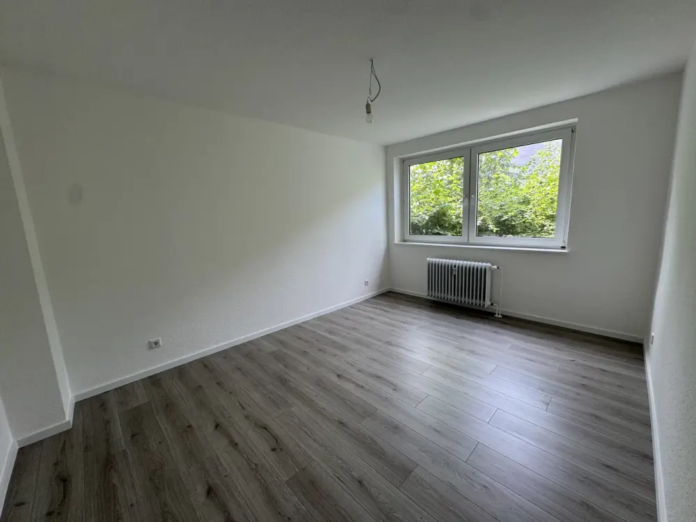 kleine 2-Zimmerwohnung im Erdgesch.