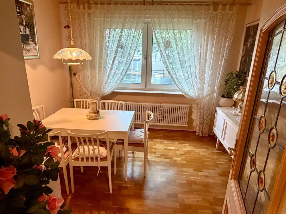 Modernisierte 3-Zimmer-Wohnung mit Balkon in Hörde, Nähe Phoenix-See-Frei ab sofort