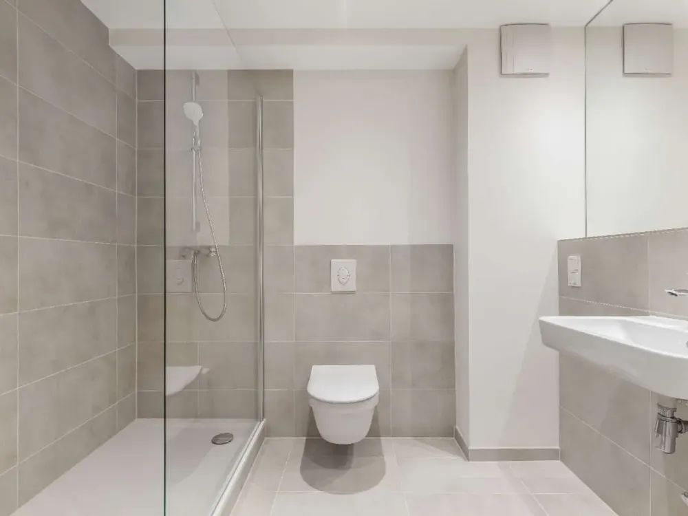 Wunderschön sanierte 1-Zimmer Wohnung mit Einbauküche in Altglienicke!