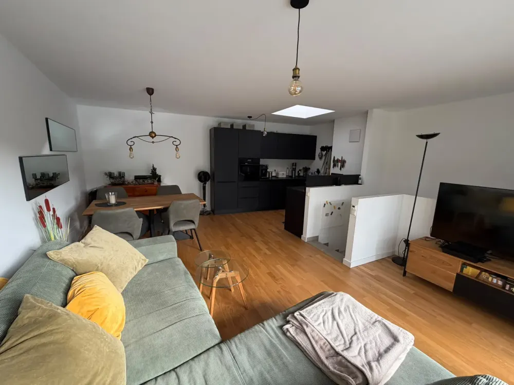 Modern Maisonette Apartment (58 m²), New Build 2023 with Private Entrance and Fully Furnished