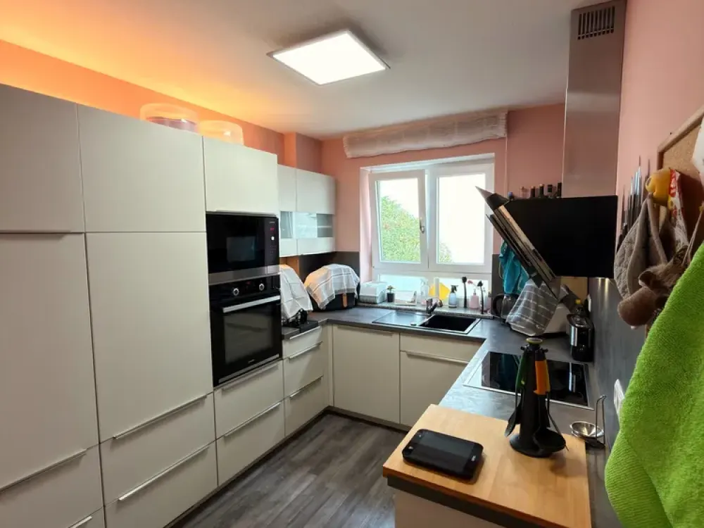 Sonnendurchflutete 3 Zimmer Wohnung in bester Feldrandlage von Jügesheim