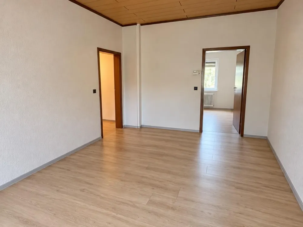 Frisch renovierte Single Wohnung in Dortmund Somborn