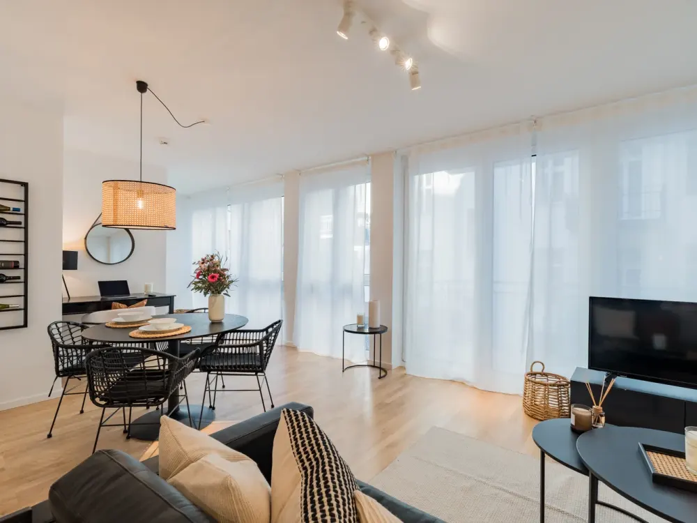 Bestlage Berlin Mitte ruhige Neubau 2-Zimmer Wohnung mit Balkon