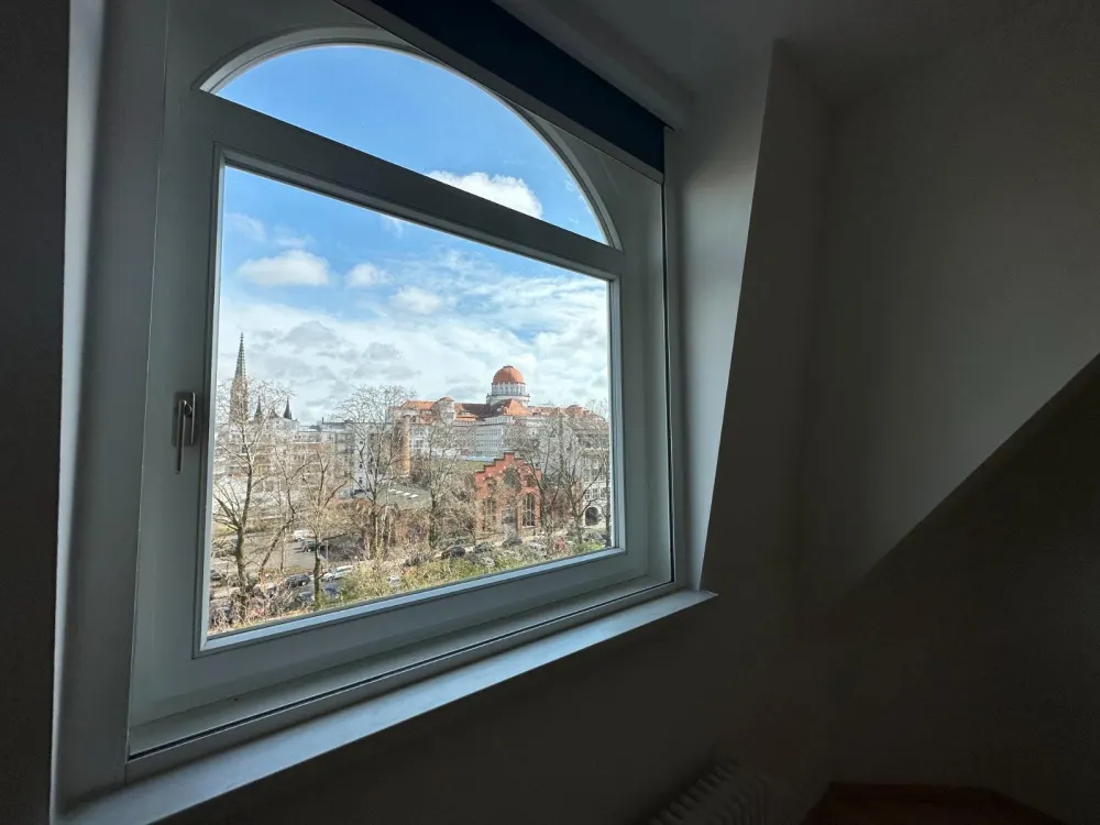 ruhige Maisonette Wohnung mit Klimaanlage und Kamin