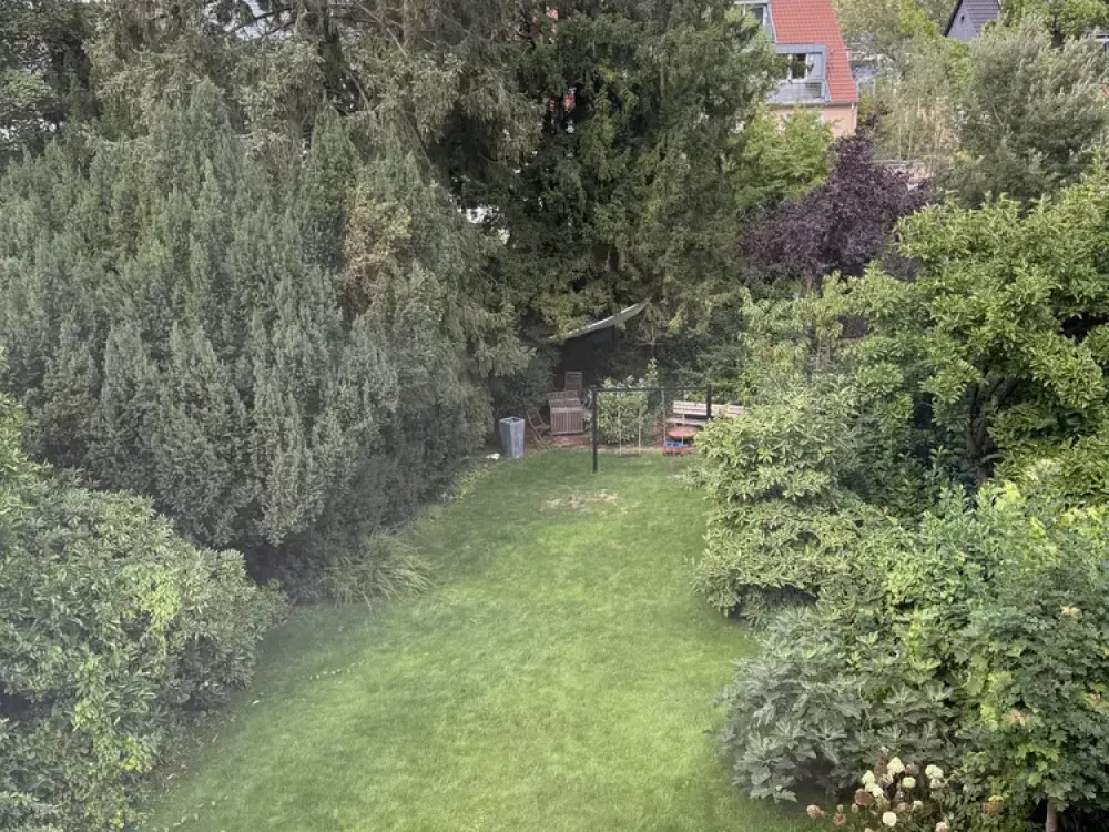 Quiet 3-Room Apartment with a View of Greenery!!!