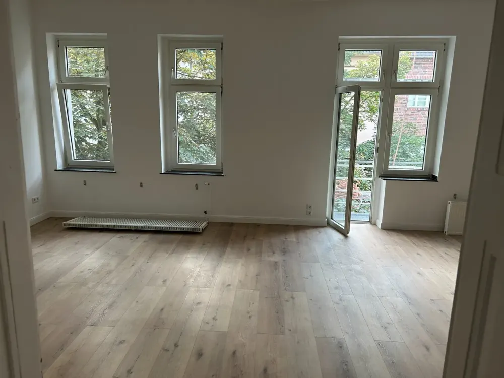 Sanierter und ruhiger Altbau: 3-Zimmer-Wohnung 125qm in Düsseldorf-Bilk