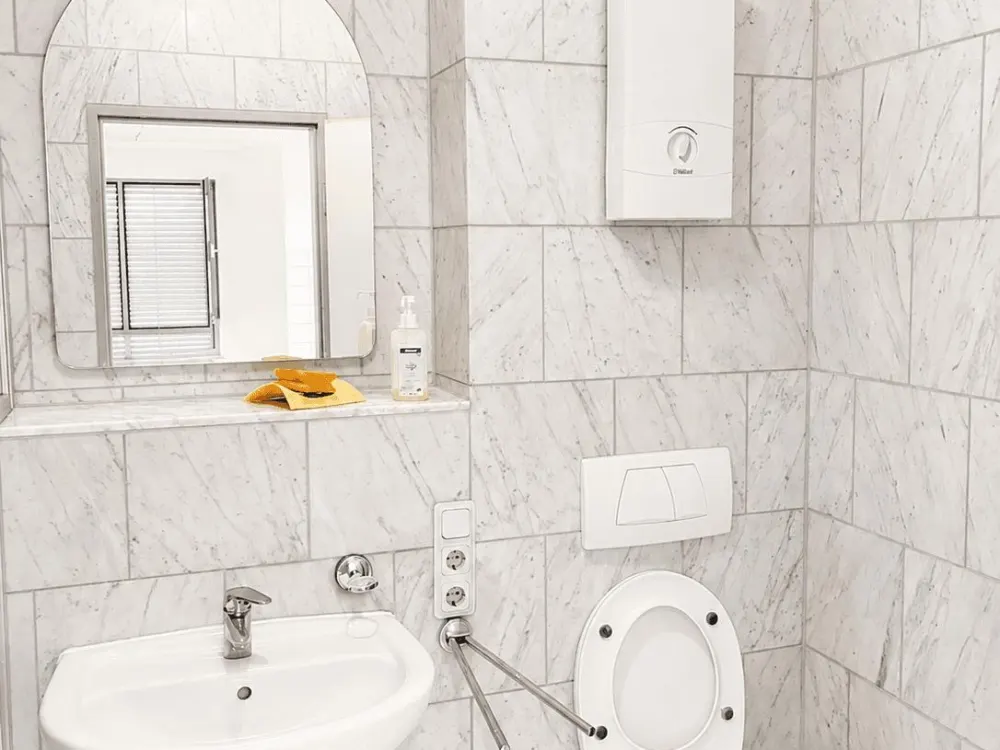 Attractive 1-Room Apartment in Quiet/Central Location of Alt-Saarbrücken