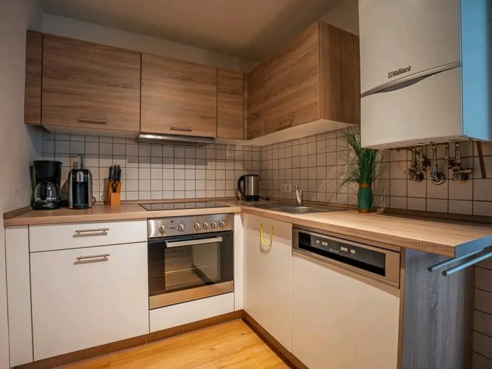 möblierte 1-Zimmer Wohnung auf Zeit.