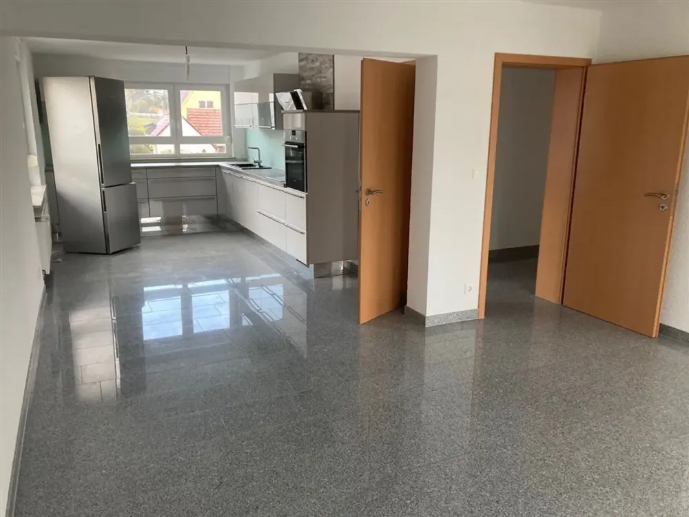 Plenty of Space, Large Apartment with South-Facing Terrace
