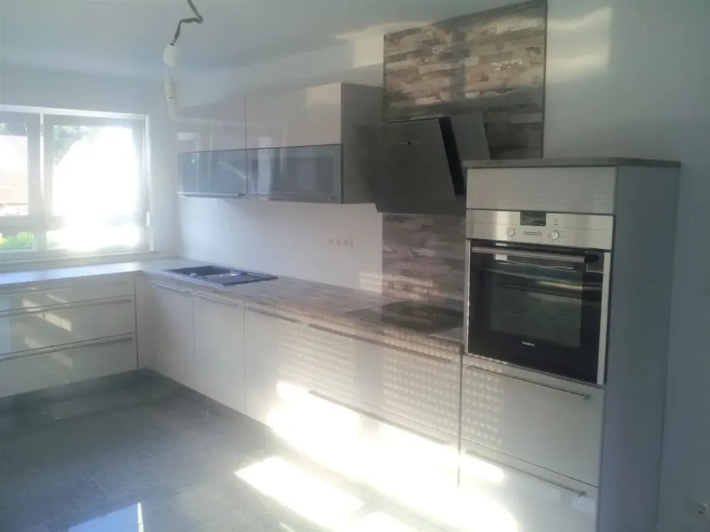Plenty of Space, Large Apartment with South-Facing Terrace