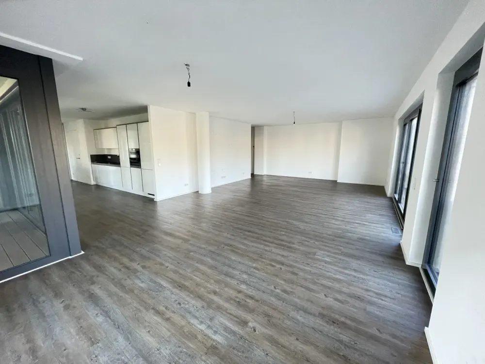 Exclusive Living Experience in Cologne City: 3-Room Design Apartment with Private Sauna & XXL Balcony