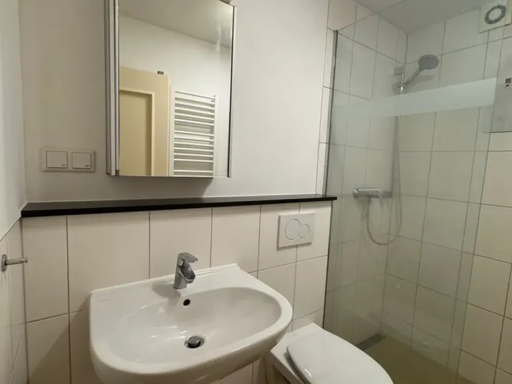 modernisierte 2-Zimmer-Wohnung mit Einbauküche in Frankfurt