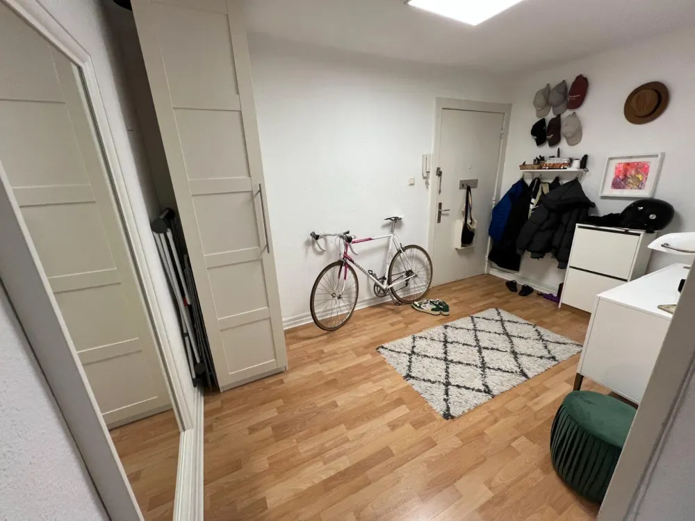 5 Min zur Alster, Ruhige 2,5 Zimmer 78qm Wohnung