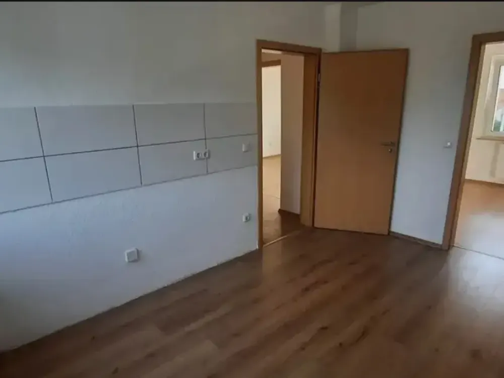 Several Well-Maintained 2.5-Room Apartments (approx. 55 m²) in a Quiet Location, Hagen-Hohenlimburg