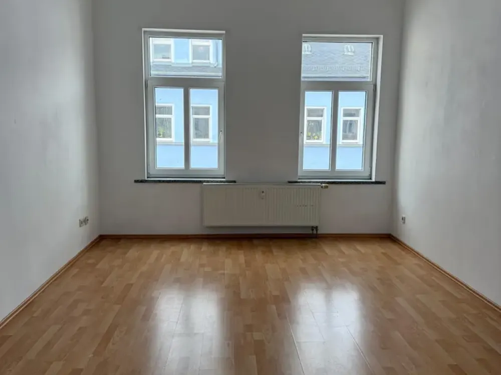 Nähe Uni, beliebtes Reudnitz, helle Wohnküche, großes Tageslichtbad