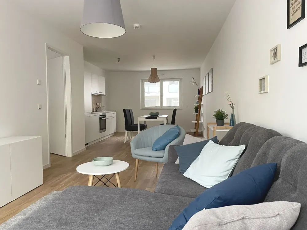 Moderne 2-Zimmer-Wohnung mit Terrasse und EBK