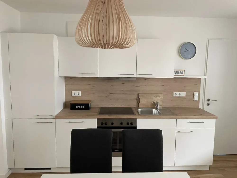 Moderne 2-Zimmer-Wohnung mit Terrasse und EBK