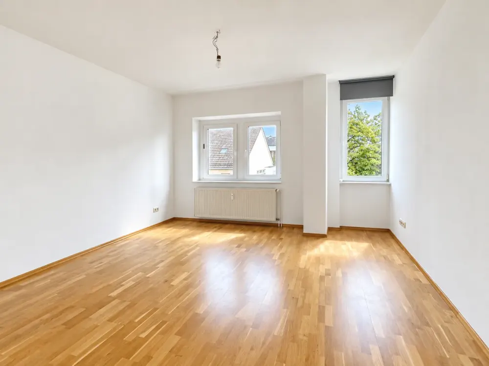 NEU*Gemütliche 3-Zimmer-Altbau-Wohnung*opt. inkl. EBK*Toplage Berger Straße