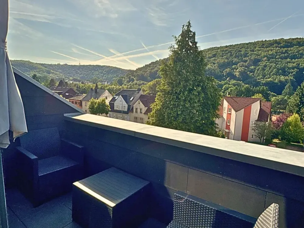 Near University: Beautiful 3 1/2 Room Apartment with Fireplace & Loggia, Central in Saarbrücken-Scheidt