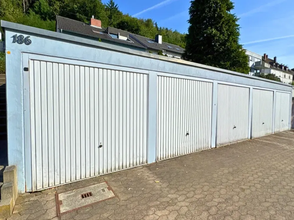 Near University: Beautiful 3 1/2 Room Apartment with Fireplace & Loggia, Central in Saarbrücken-Scheidt
