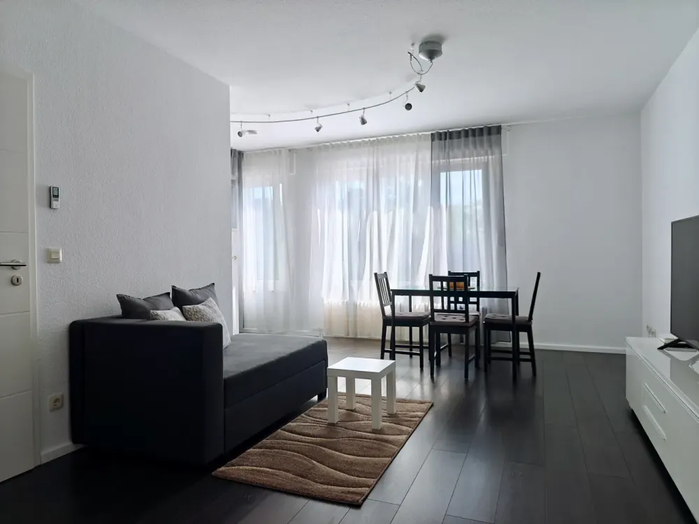 Einliegerwohnung voll möbliert in Köln Esch - Ideal für Pendler