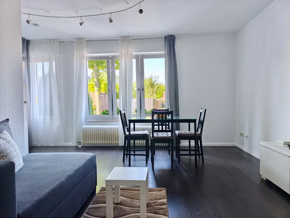 Einliegerwohnung voll möbliert in Köln Esch - Ideal für Pendler