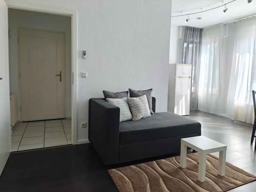 Einliegerwohnung voll möbliert in Köln Esch - Ideal für Pendler