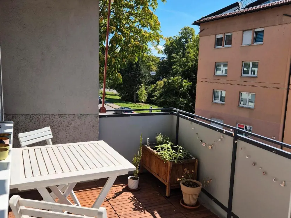 Helle 3,5-Zimmer-Wohnung zu vermieten