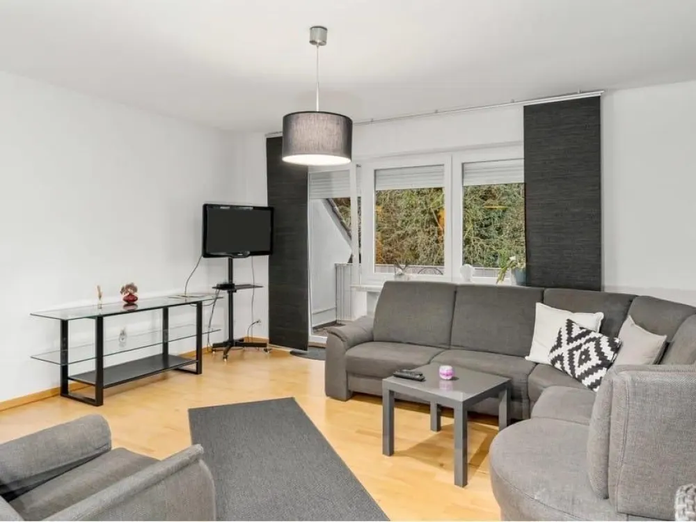 Monteurswohnung für 3 Personen, Balkon möbliert, Bremen-Burglesum