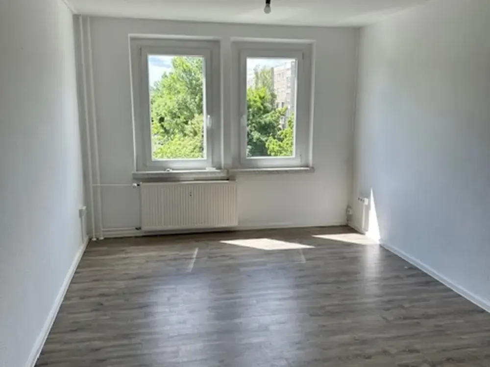 Freundliche 3 Raum Wohnung mit Balkon in Dresden