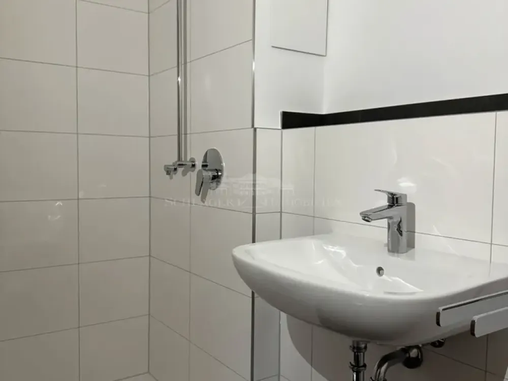 Helle 4-Zimmer-Wohnung mit Terrasse und Garten