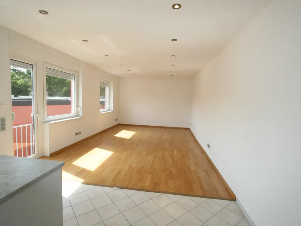 Wunderschöne, helle 2-Zimmer-Wohnung mit großzügigem Badezimmer