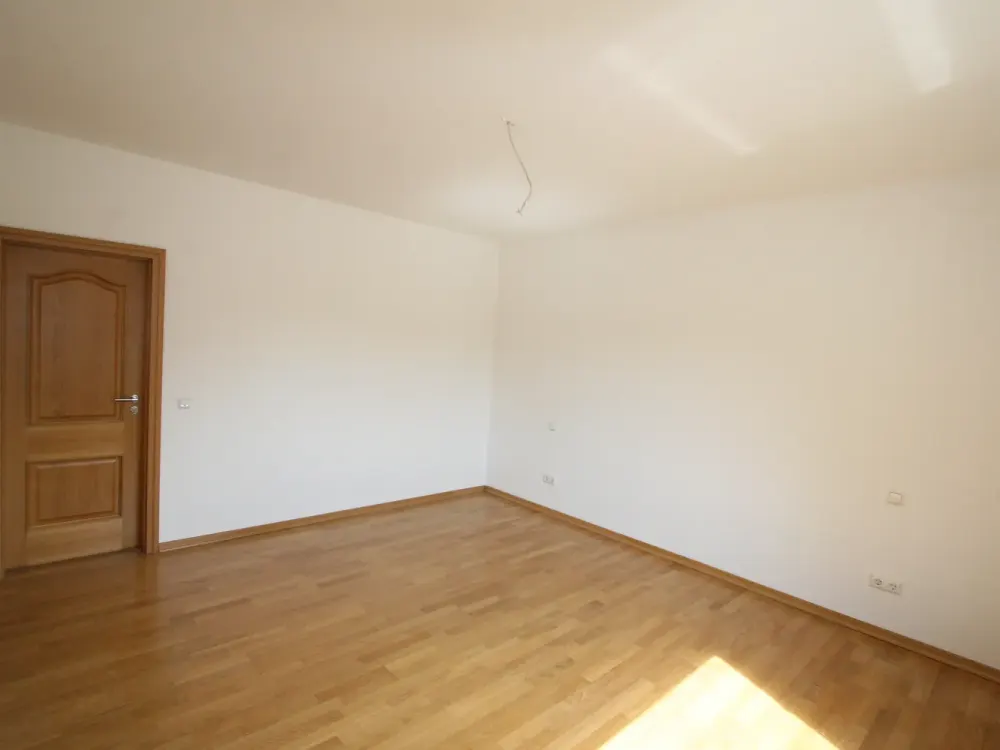 Wunderschöne, helle 2-Zimmer-Wohnung mit großzügigem Badezimmer