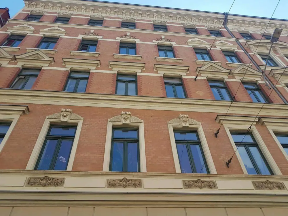 Gohlis - 2 Zimmerwohnung mit Balkon und Einbauküche in zentraler Lage von Leipzig