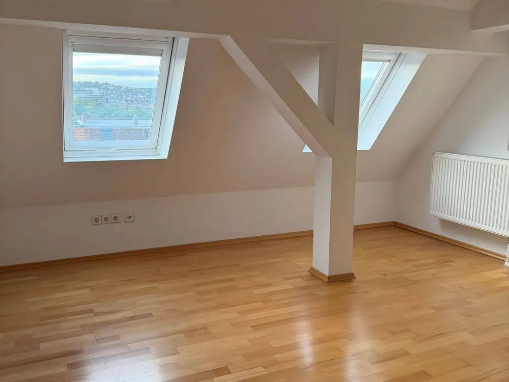 Helle Wohnung in zentraler Lage