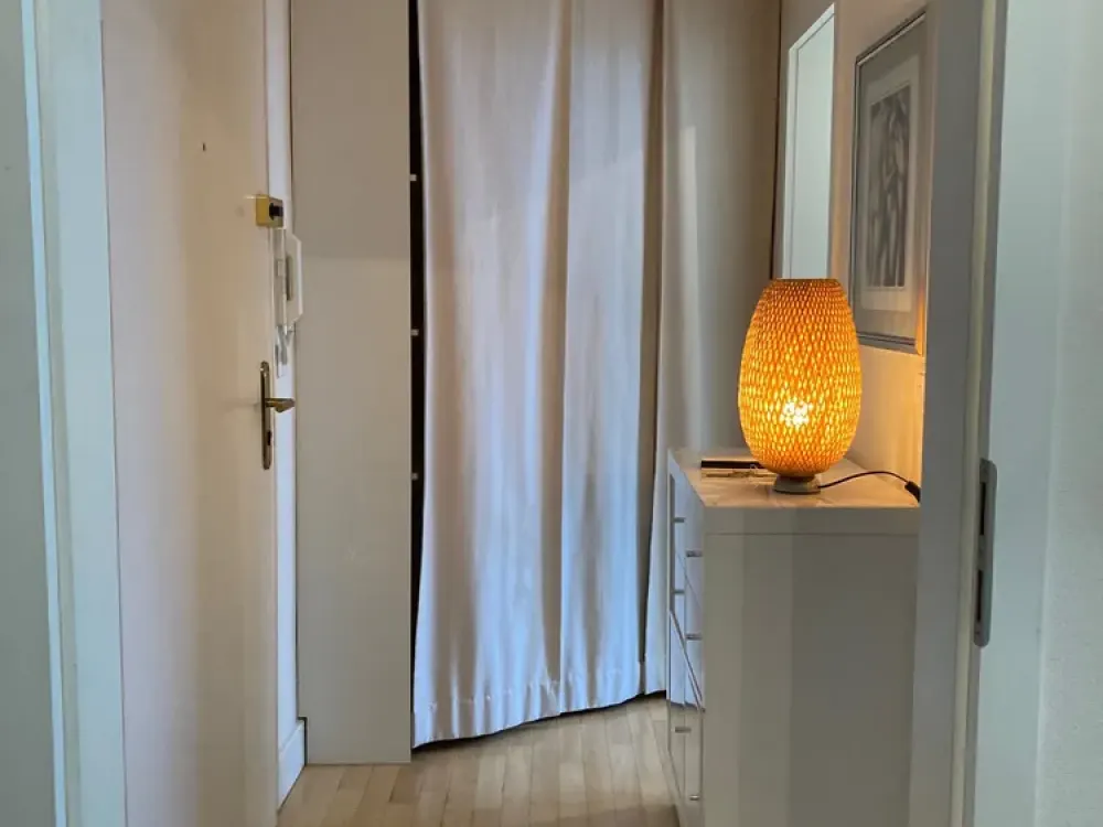 Top-Lage. Möbliert. Gepflegte 1-Zimmer-Wohnung