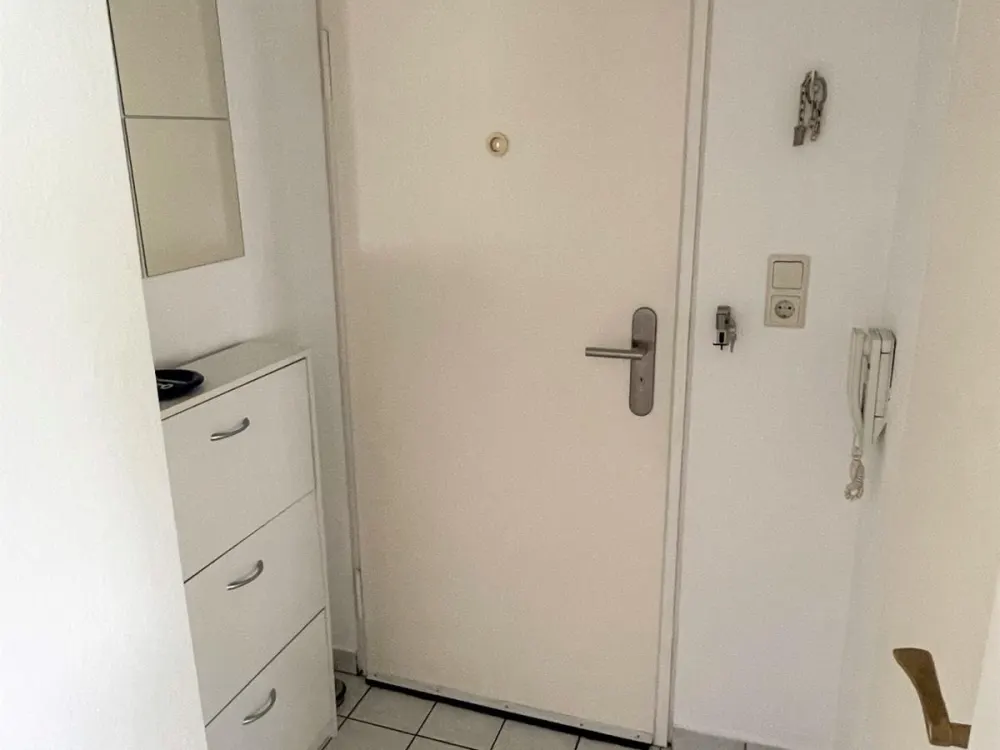 Frei ab 1.11.26! Möbliertes 1-Zi Appartement