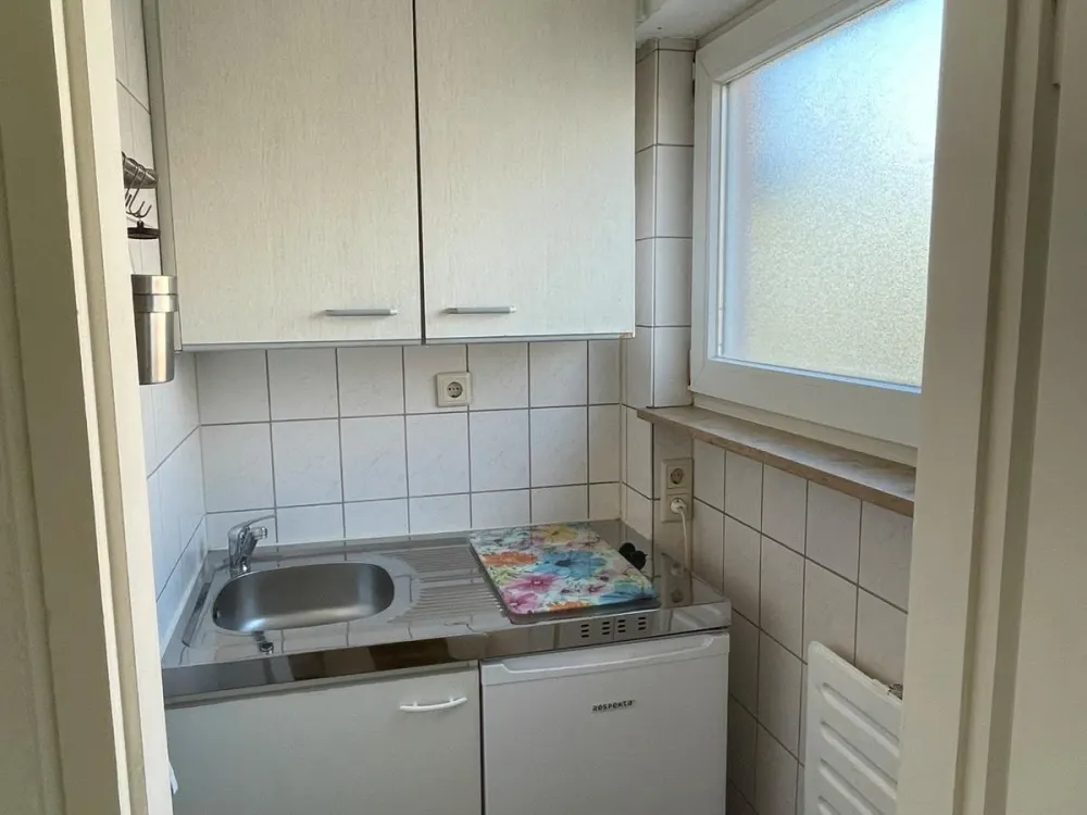 Frei ab 1.11.26! Möbliertes 1-Zi Appartement