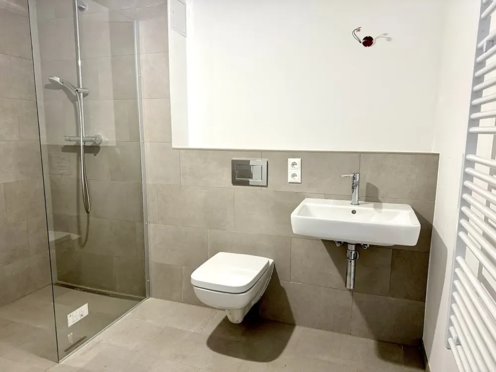 Erstbezug: Wohnung mit Südterrasse im Innenhof