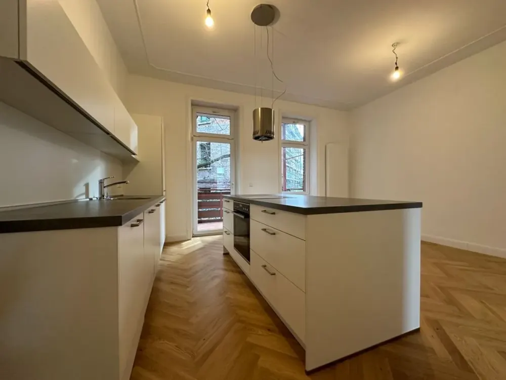 Traumhafte 3,5 Zimmer Altbauwohnung im Herzen von Stuttgart