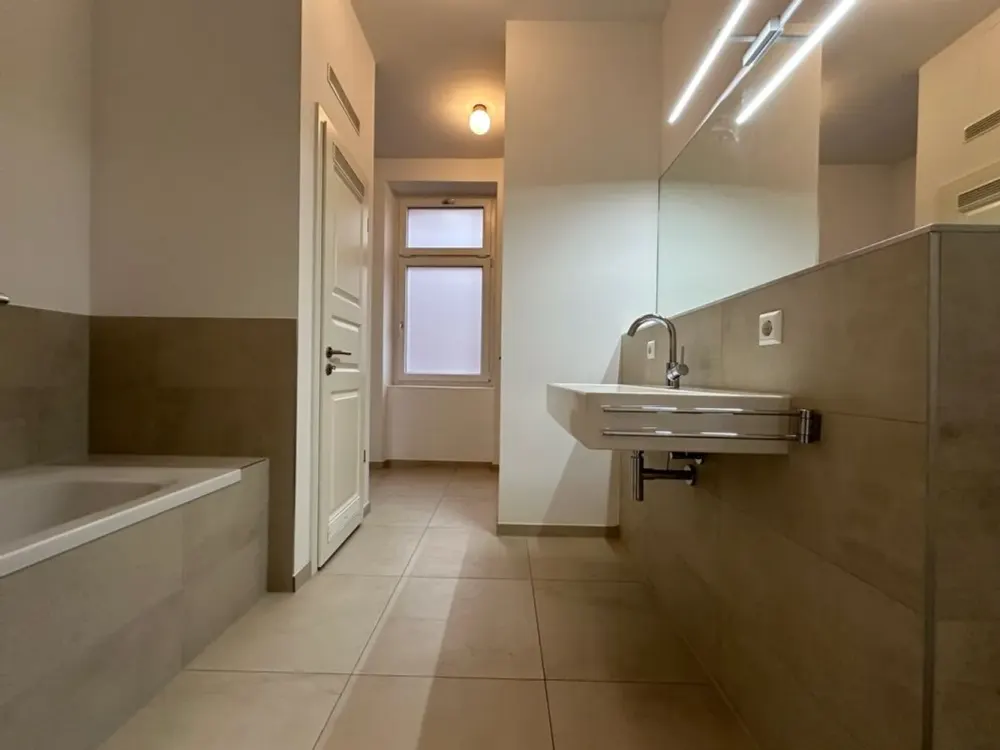 Traumhafte 3,5 Zimmer Altbauwohnung im Herzen von Stuttgart