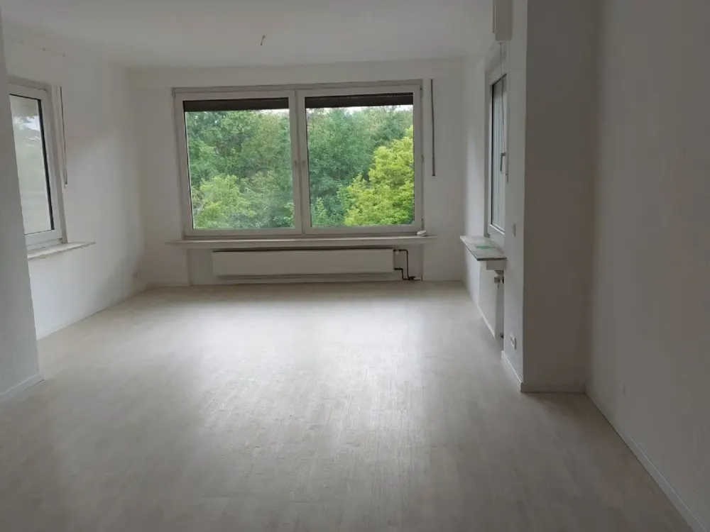 ***NEW on offer*** renovated apartment with garage in a quiet location