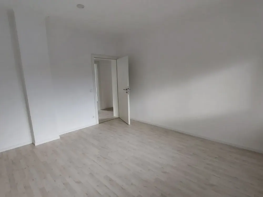 ***NEW on offer*** renovated apartment with garage in a quiet location