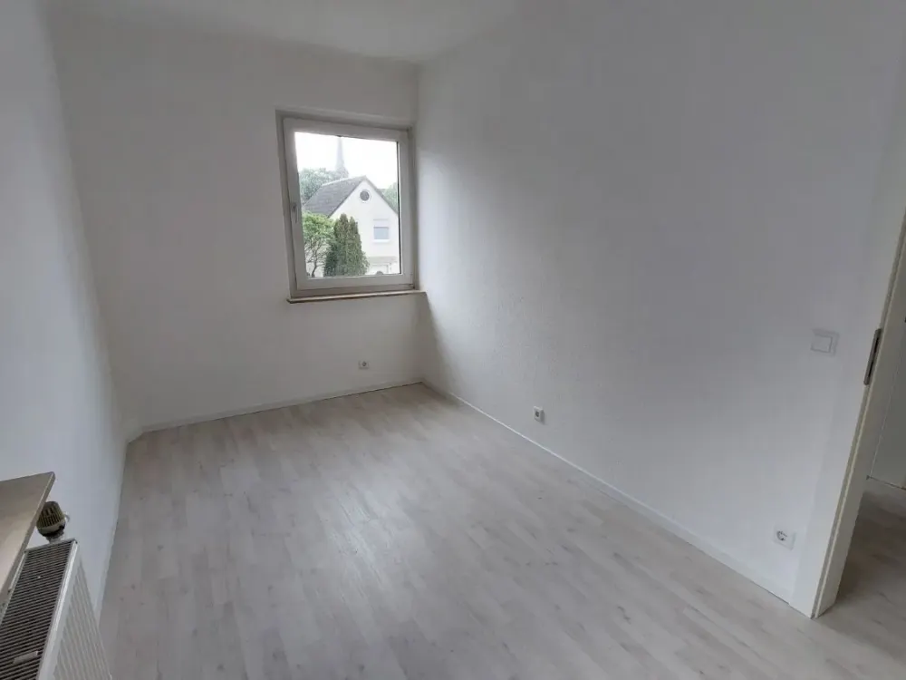 ***NEW on offer*** renovated apartment with garage in a quiet location
