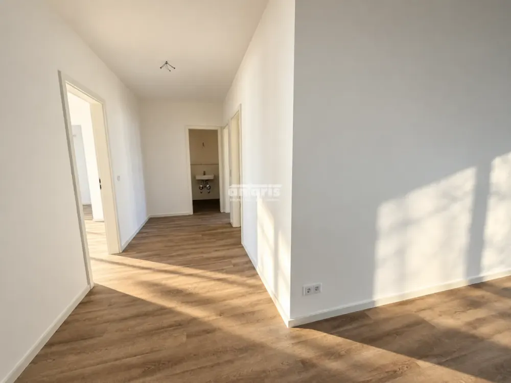 شركة antaris Immobilien GmbH مساحة لجميع أفراد العائلة, 5 غرف، حمامين وشرفة لوجيا