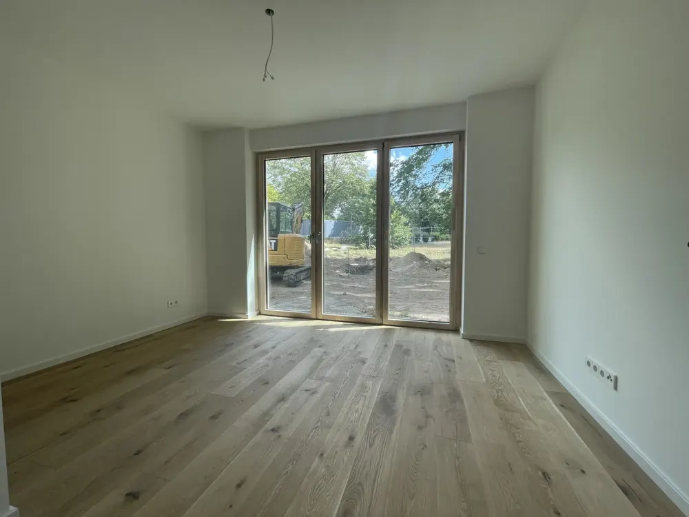 4 Zimmer Wohnung mit Terrasse, EBK und Duschbad