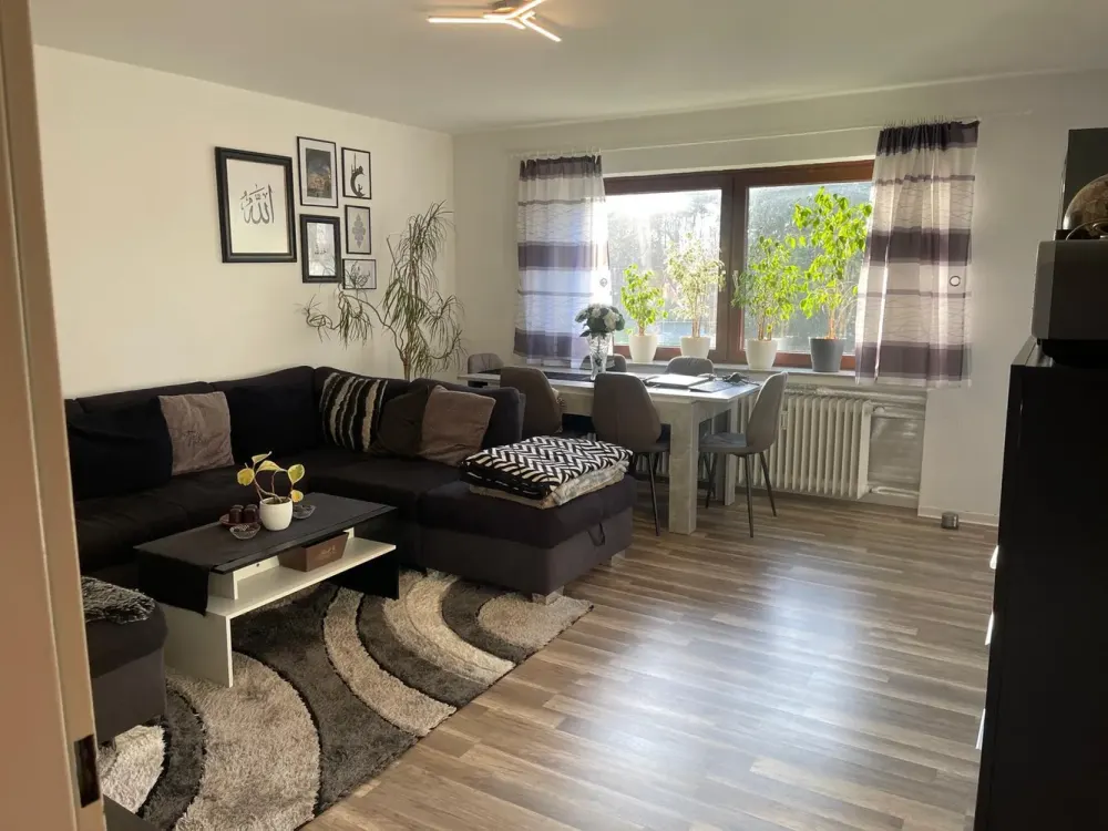 Rarity in Achim-Uphusen: 4-Room Space Wonder with Wide View, South-West Balcony